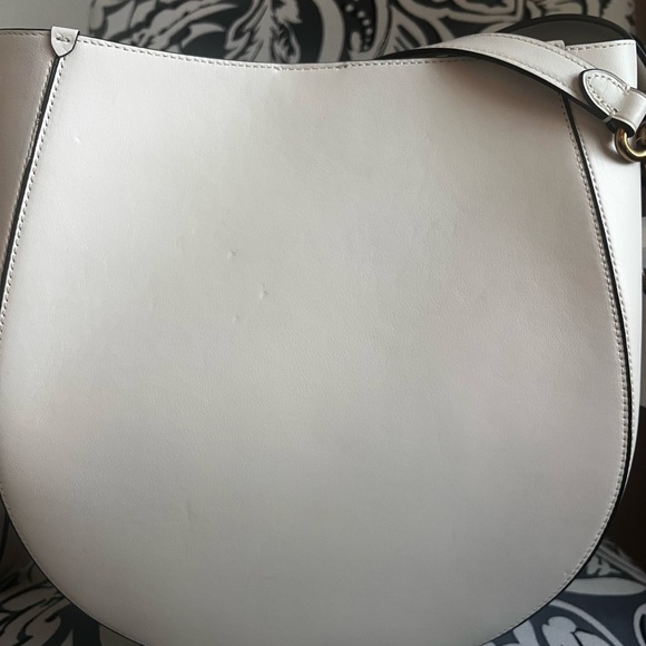 NWT Coach Maddy Hobo Bag Glovetanned Smooth Leather Cream - Picture 3 of 8